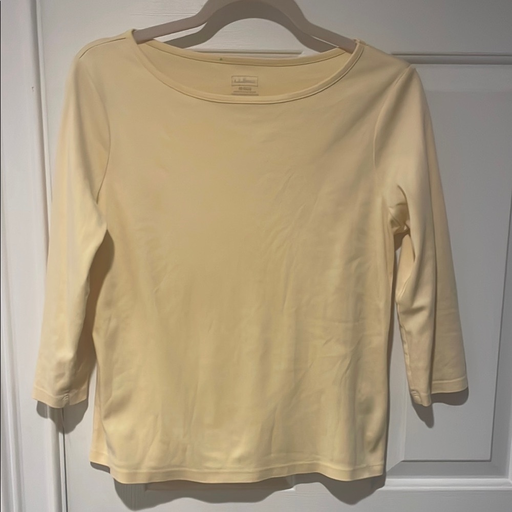 L.L. Bean Cream Fitted 3/4 Sleeve T-Shirt